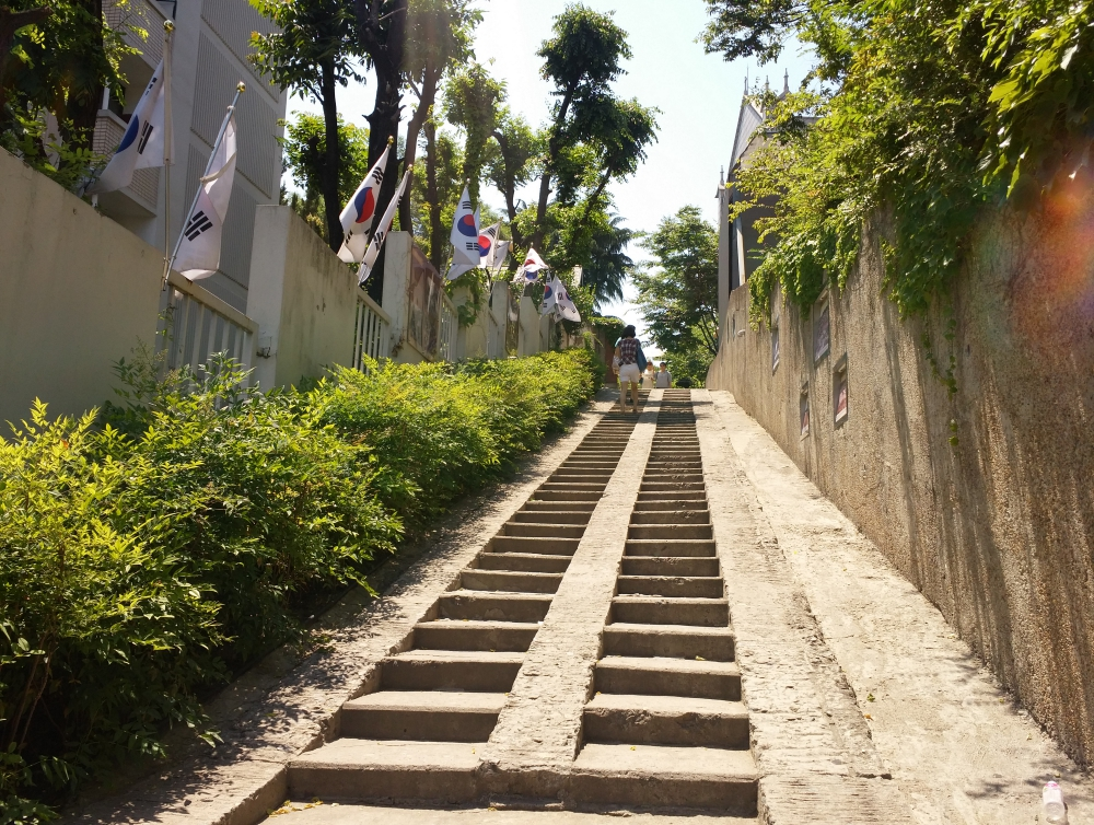 Park Seo-Joon Tour | Follow his footsteps in his drama. Perfect blog for Park Seo-Joon fans!