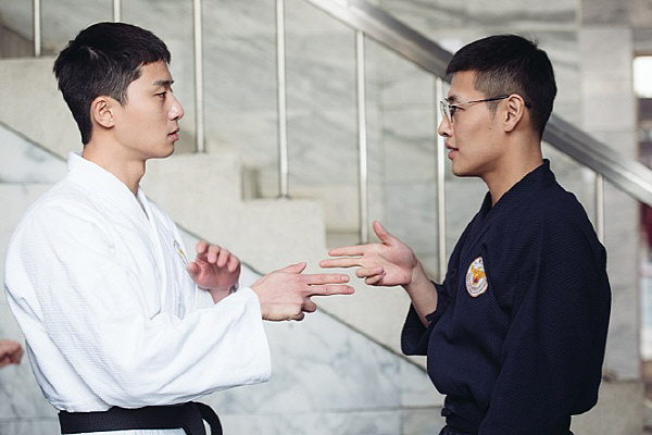 Park Seo-Joon Tour | Follow his footsteps in his drama. Perfect blog for Park Seo-Joon fans!