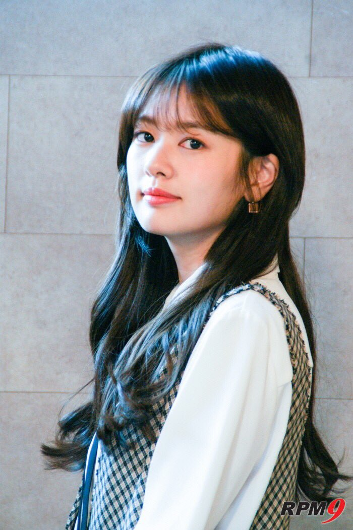 ดาราและไอดอลที่หน้าเหมือนกันประหนึ่งฝาแฝด ไม่บอกไม่รู้นึกว่าเป็นพี่น้องกัน!