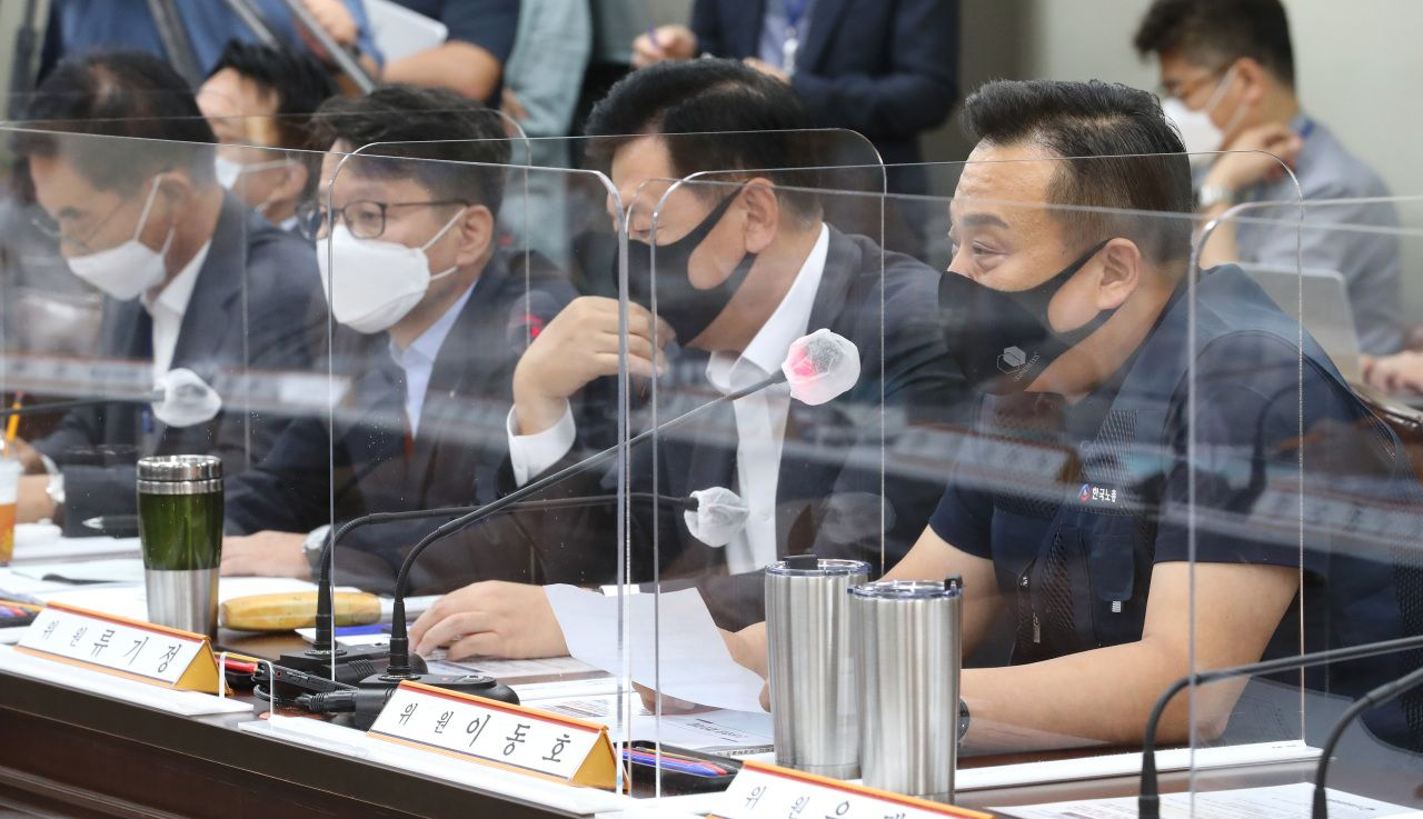 10,000 วอนต่อชั่วโมง! การแพร่ระบาดของไวรัสโควิด 19 ทำให้การเจรจาปรับค่าแรงขั้นต่ำของเกาหลีใต้ไม่ง่ายเลย จะทำได้ตามที่ตั้งไว้หรือไม่...ต้องติดตาม