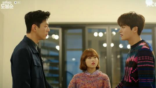 大力女子都奉順中的角色動態，交互展示不同角色感情。