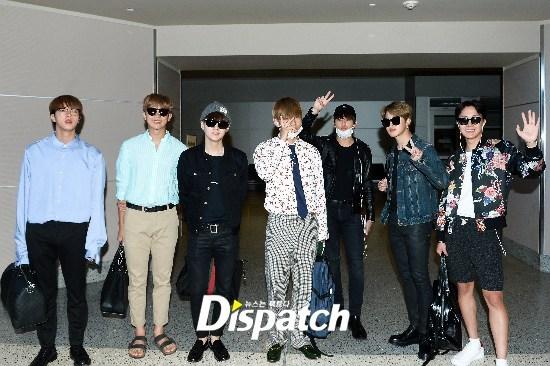 ศิลปินเกาหลีกับแฟชั่นที่สนามบินที่ดึงดูดความสนใจในช่วงหน้าร้อน