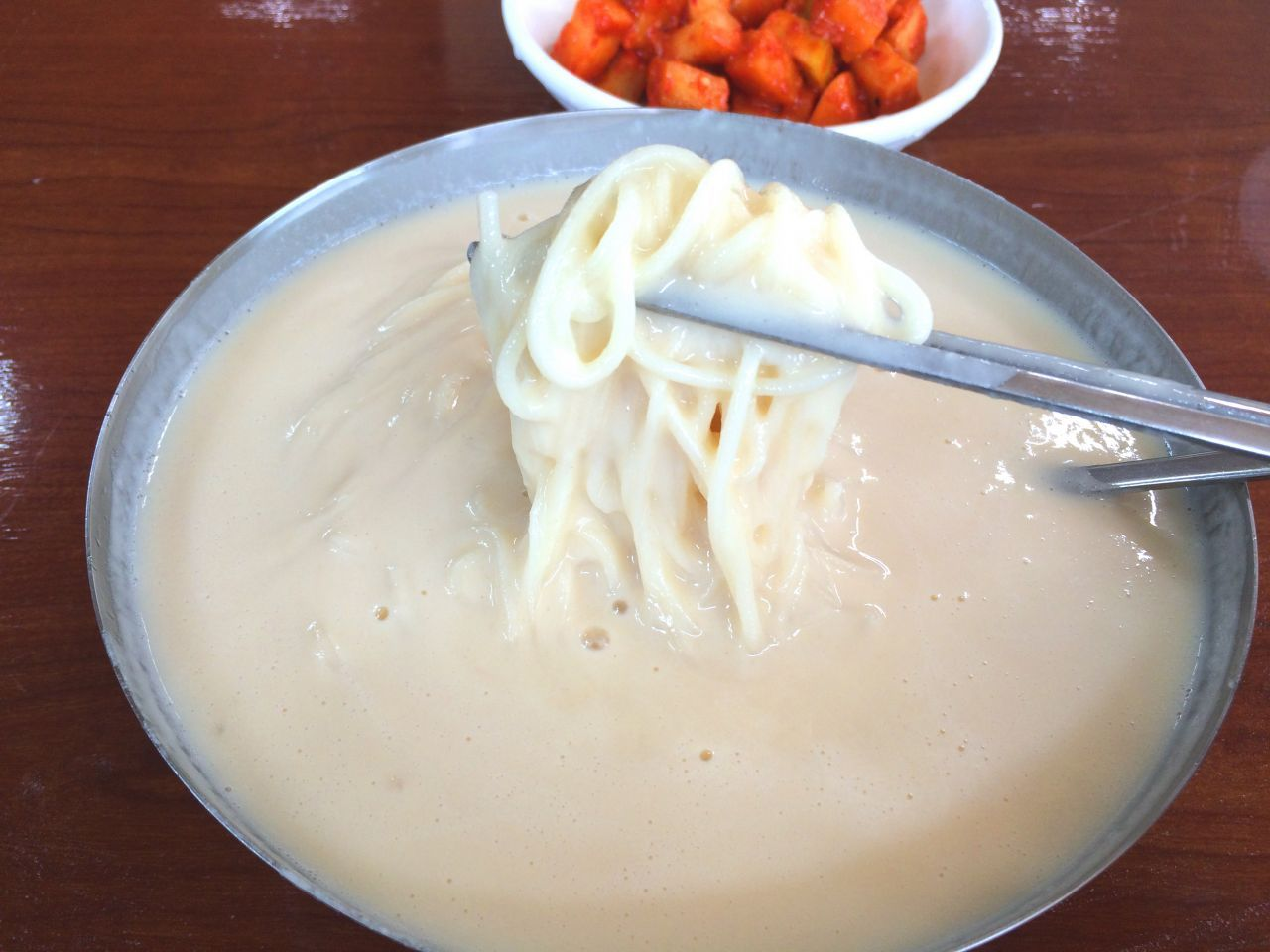 แนะนำอาหารเกาหลีเย็นๆช่วยดับร้อน