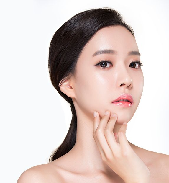 各种颜色的韩国口红，展示了韩国彩妆的多样性。