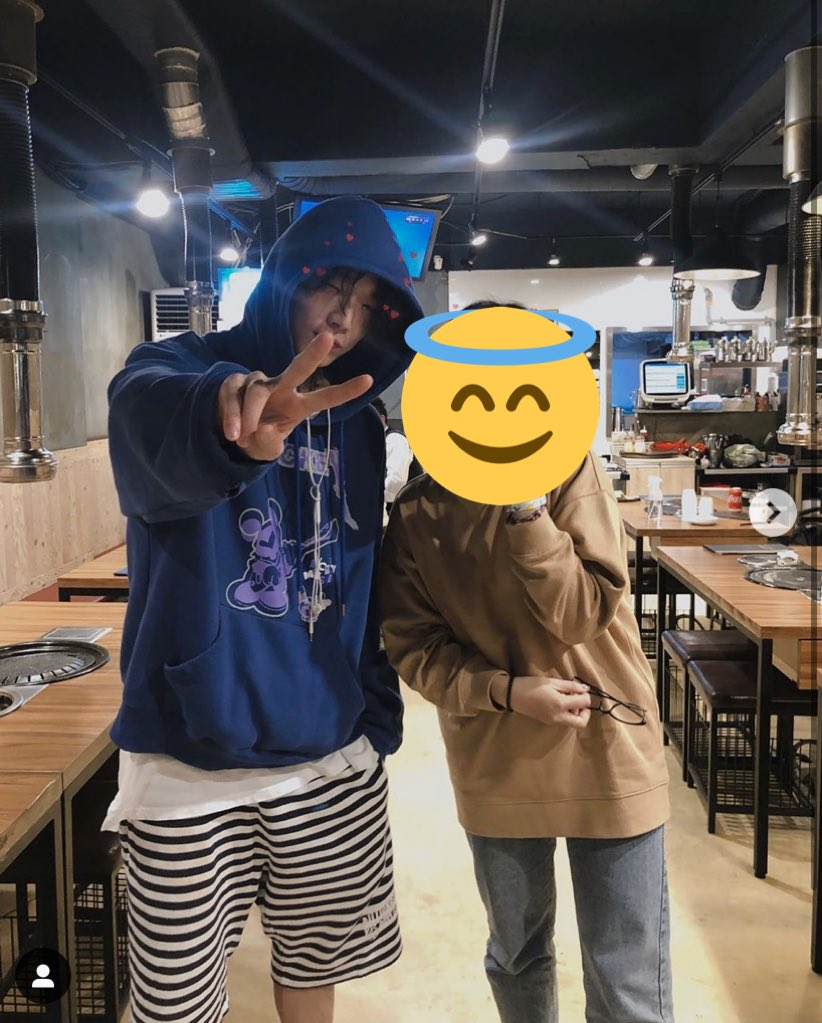 Follow iKON's footsteps in Seoul. A complete guide to shopping, restaurant, cafe and photo spots.