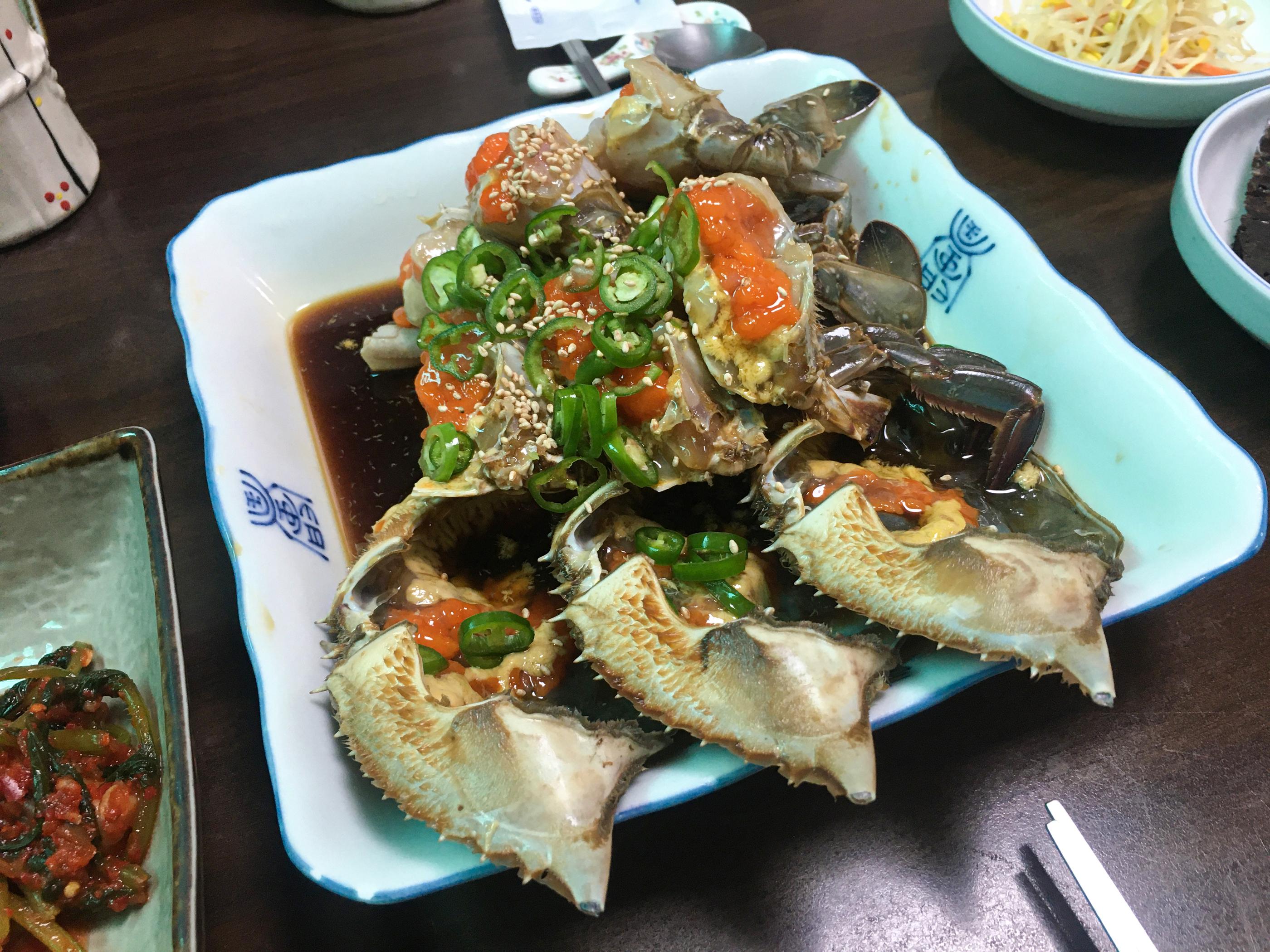 Ce crabe mariné à la sauce soja présenté dans le guide Michelin est si bon qu