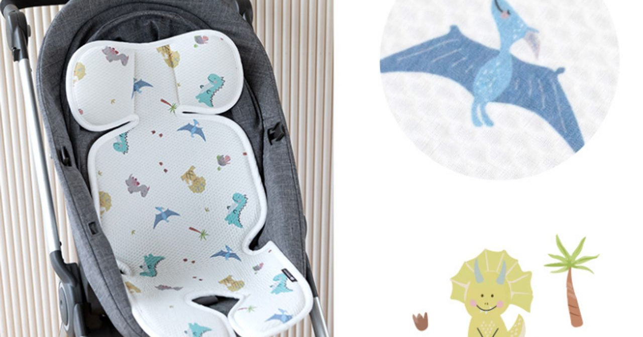 奢華寶寶涼感座墊，用於嬰兒車的舒適涼感坐墊，有可愛恐龍圖案。港台配送。「南大門市場嬰幼兒商品」