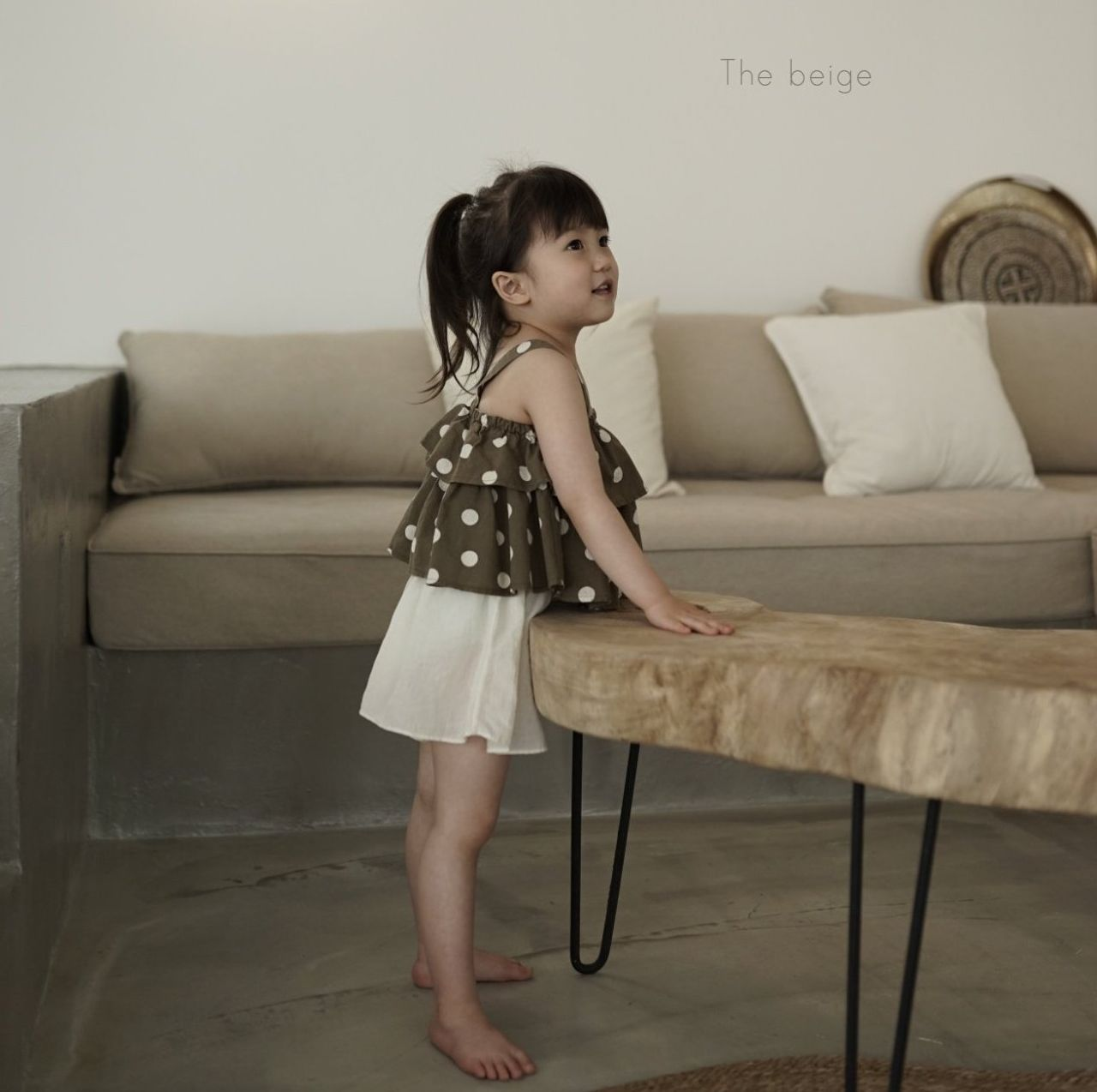 The Beige童裝波點調皮風,無袖上衣加白色短裙,韓國南大門市場港台配送。「南大門市場童裝」