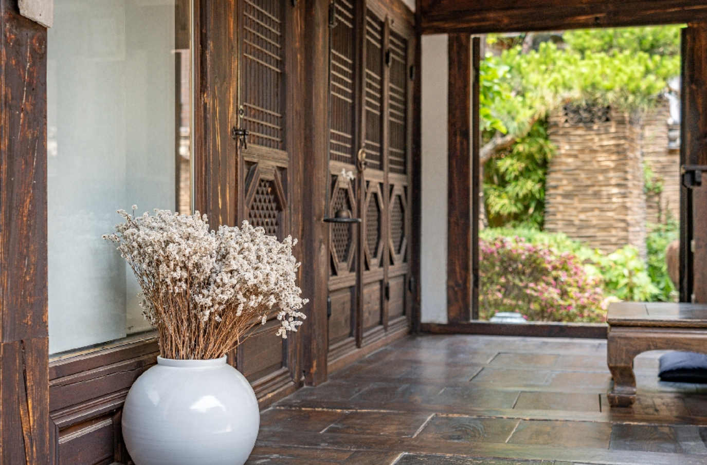 楽古斎の伝統的な韓国スタイルの外観