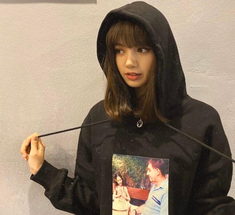 BLACKPINK Lisa