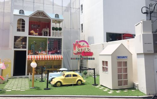 Gentle Monster x Jennie Popup | Jentle Home, A Life-size Dollhouse Designed by BLACKPINK Jennie And Gentle Monster