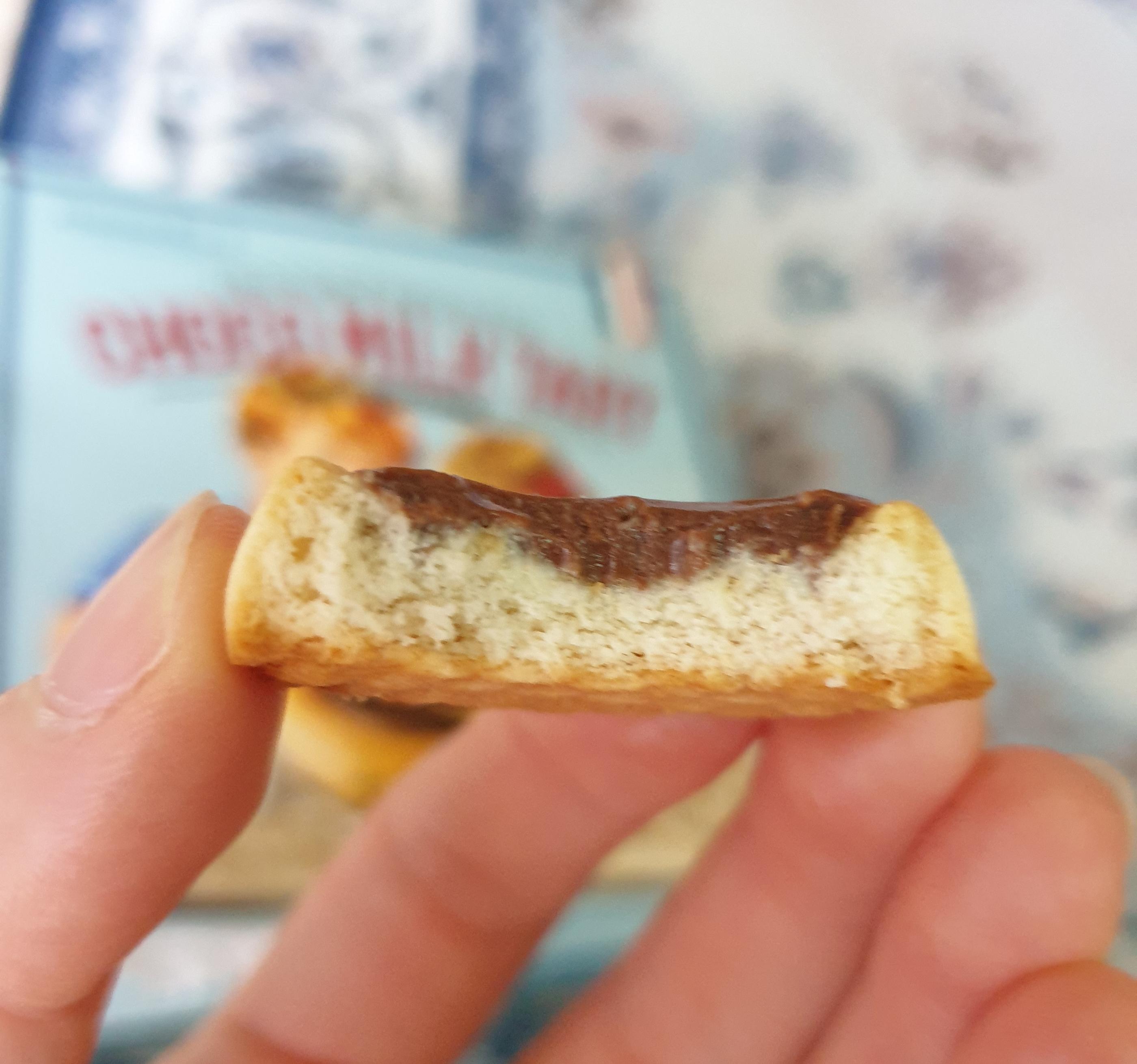 韓国、韓国マート、韓国スーパー、韓国イーマート、韓国ロッテマート、韓国スーパーマーケット、韓国大きなスーパー、韓国巨大スーパー、イーマート、ロッテマート、ロッテ、emart、マート、オモシロ土産、面白いお土産、韓国、韓国お土産、韓国土産、韓国お菓子、韓国食材、韓国グルメ、ネギ味、ミニキュウリ、BTS、レモナ、レモン、ペンス