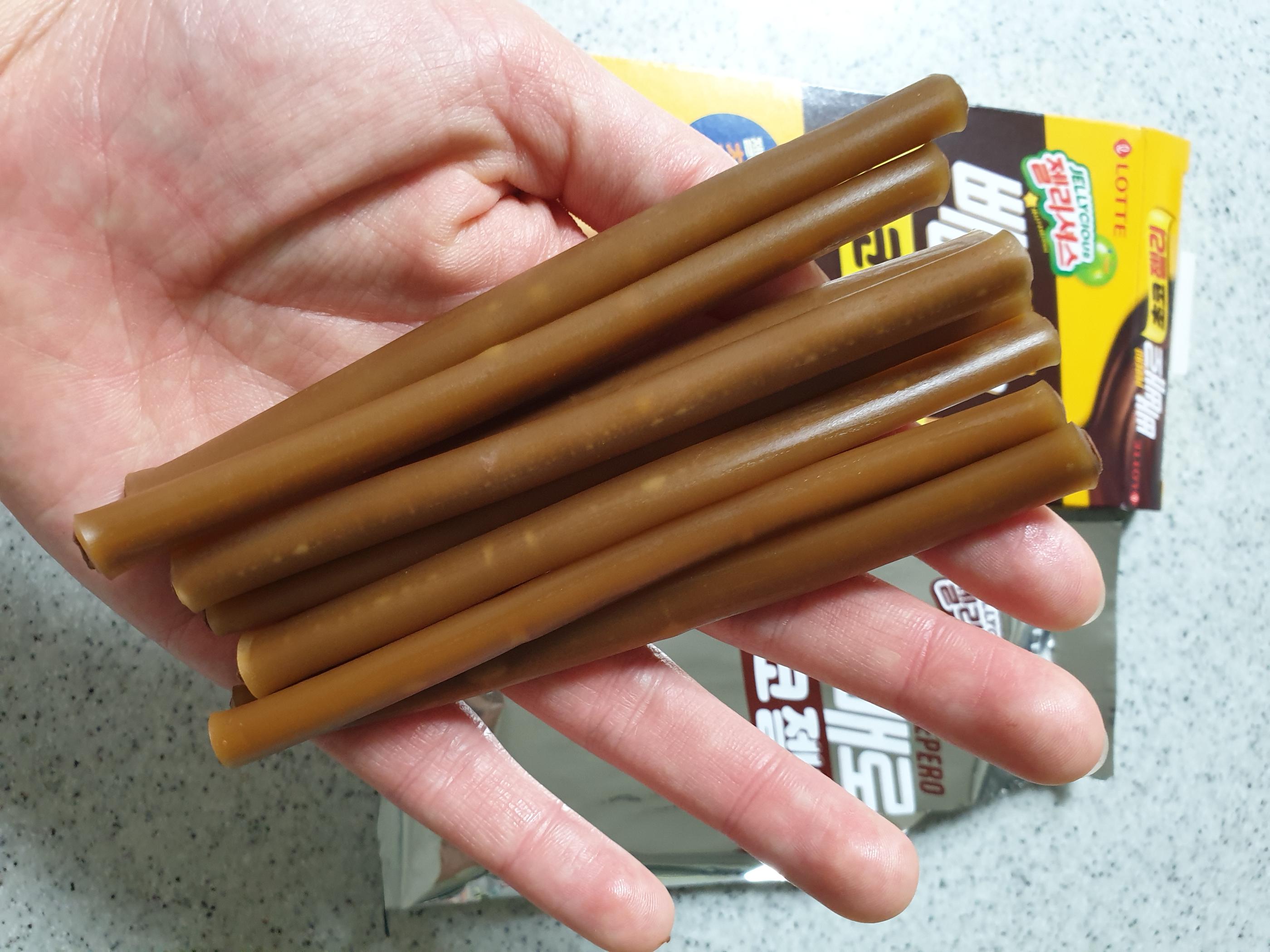 韓国、韓国マート、韓国スーパー、韓国イーマート、韓国ロッテマート、韓国スーパーマーケット、韓国大きなスーパー、韓国巨大スーパー、イーマート、ロッテマート、ロッテ、emart、マート、オモシロ土産、面白いお土産、韓国、韓国お土産、韓国土産、韓国お菓子、韓国食材、韓国グルメ、ネギ味、ミニキュウリ、BTS、レモナ、レモン、ペンス