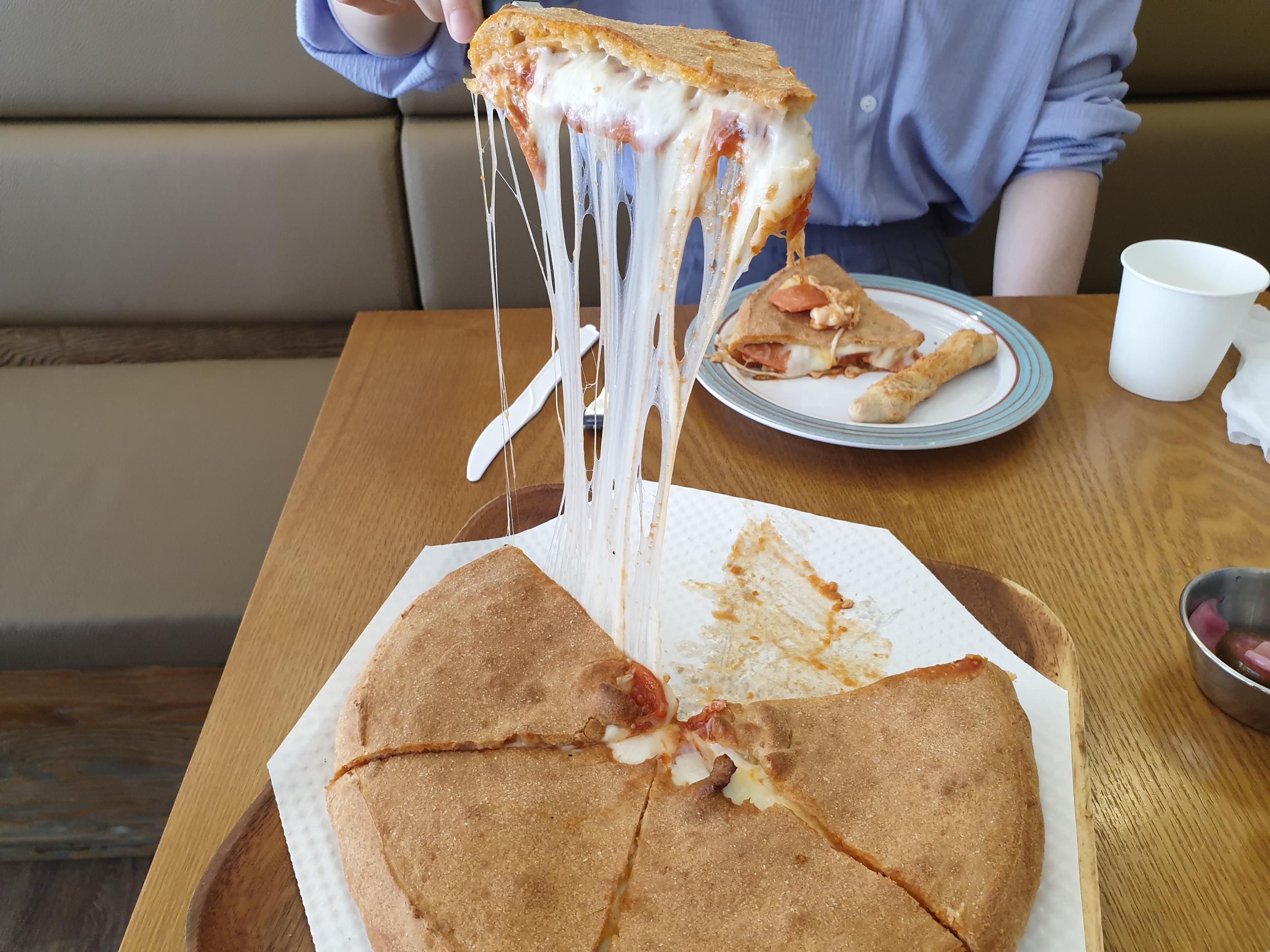 韓国、韓国ピザ、韓国カフェ、ピザ、ピザメイト、ピザ屋、ピザ屋さん、東大門、イルサン、京畿道、一山、キョンギド、コヤン、高陽、高陽市、コヤン市、シカゴピザ、韓国シカゴピザ、韓国マッチブ