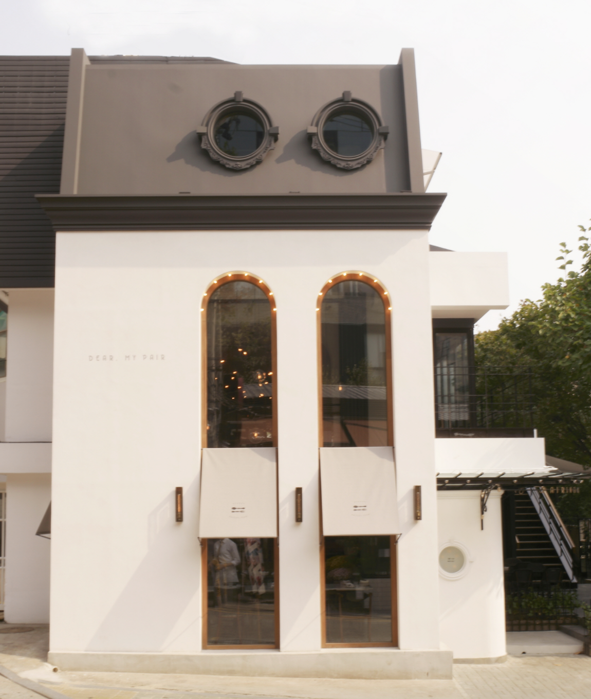 TWICE Tour | Creatrip Locals