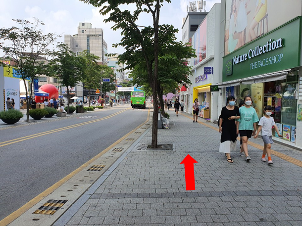 Dapur Penyihir | Nikmati waktu Anda di atmosfer berhantu yang unik di Dapur Penyihir.