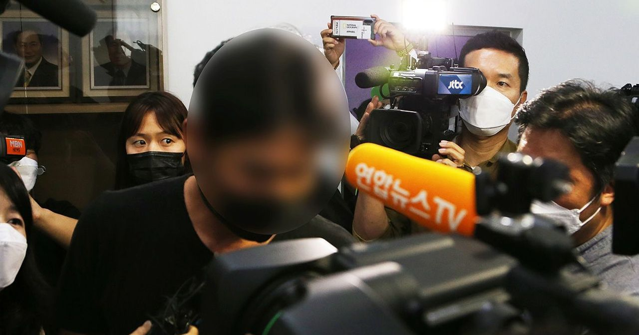 媒體聚焦下的一個新聞事件，可能與韓國某些社會議題相關。