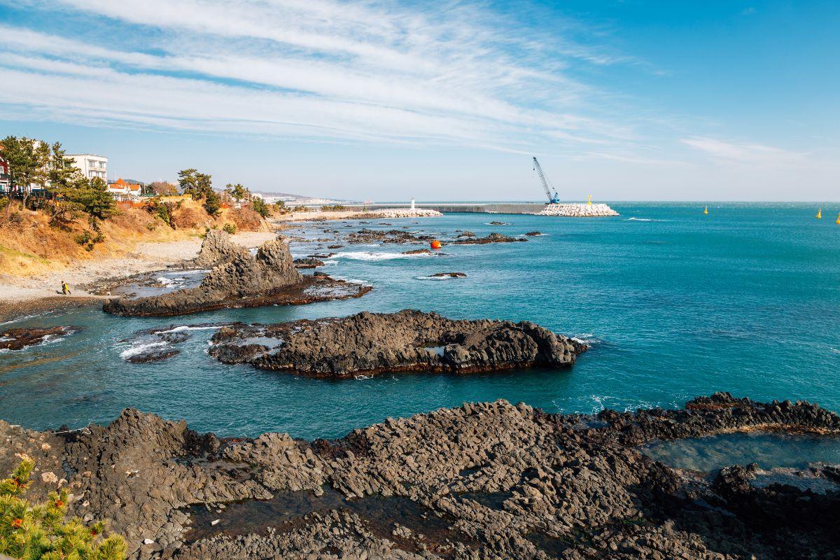 Yangnam Jusangjeolli (Gyeongju), Các bãi biển đẹp ở Hàn Quốc nhất định nên ghé thăm 1 lần khi du lịch Hàn