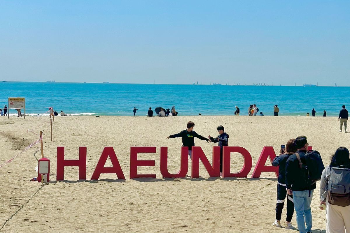 Bãi biển Haeundae (Busan), Các bãi biển đẹp ở Hàn Quốc nhất định nên ghé thăm 1 lần khi du lịch Hàn