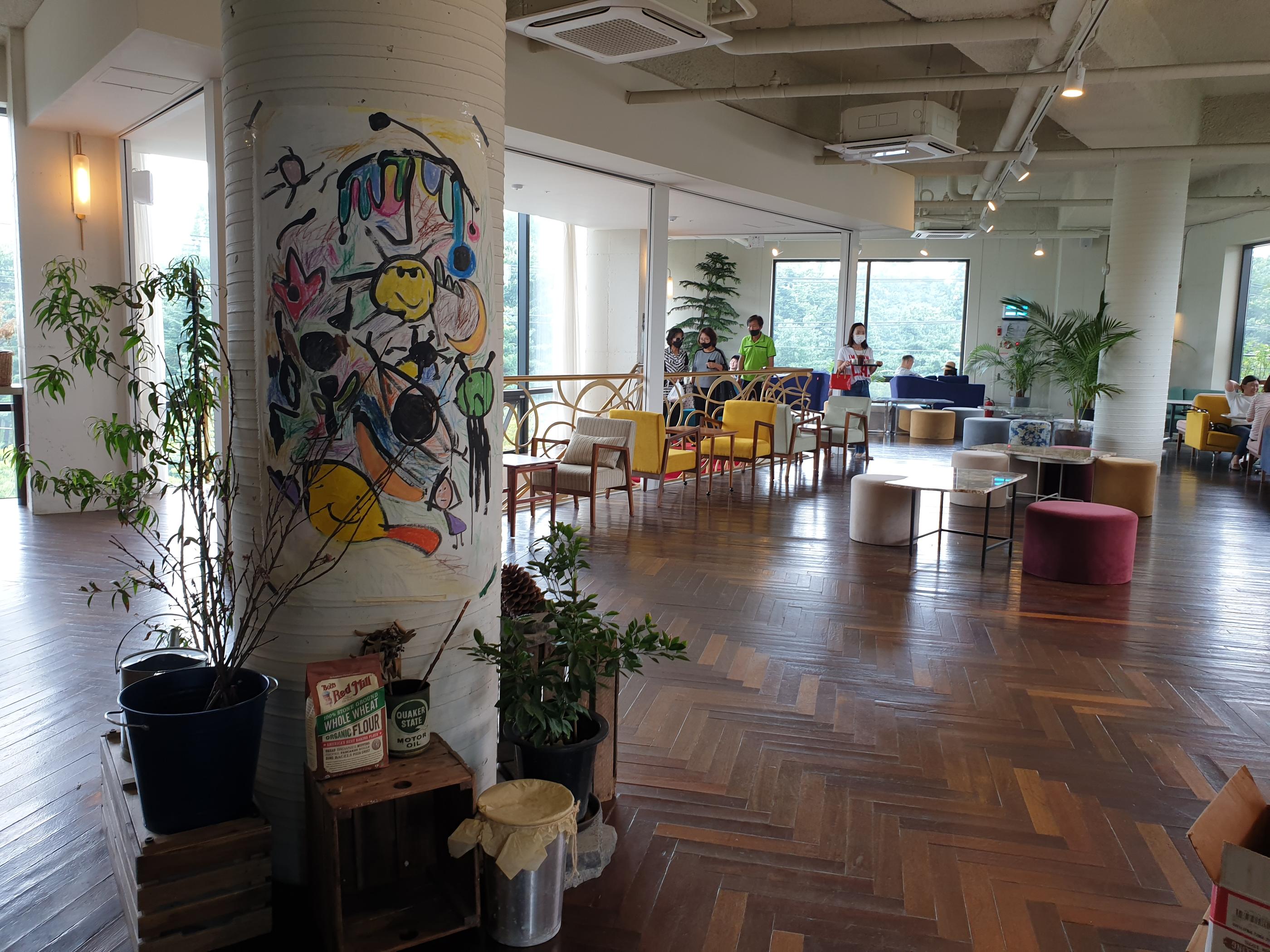 韓国カフェ、韓国、カフェ、ソウル、ソウルカフェ、ソウル郊外、ソウル郊外カフェ、郊外カフェ、京畿道、キョンギド、コヤン、コヤン市、高陽、高陽カフェ、コヤンカフェ、イルサン、イルサンカフェ、一山、一山カフェ、ホンデ、ホンデ入口、コンドク、孔徳、パジュカフェ、パジュ