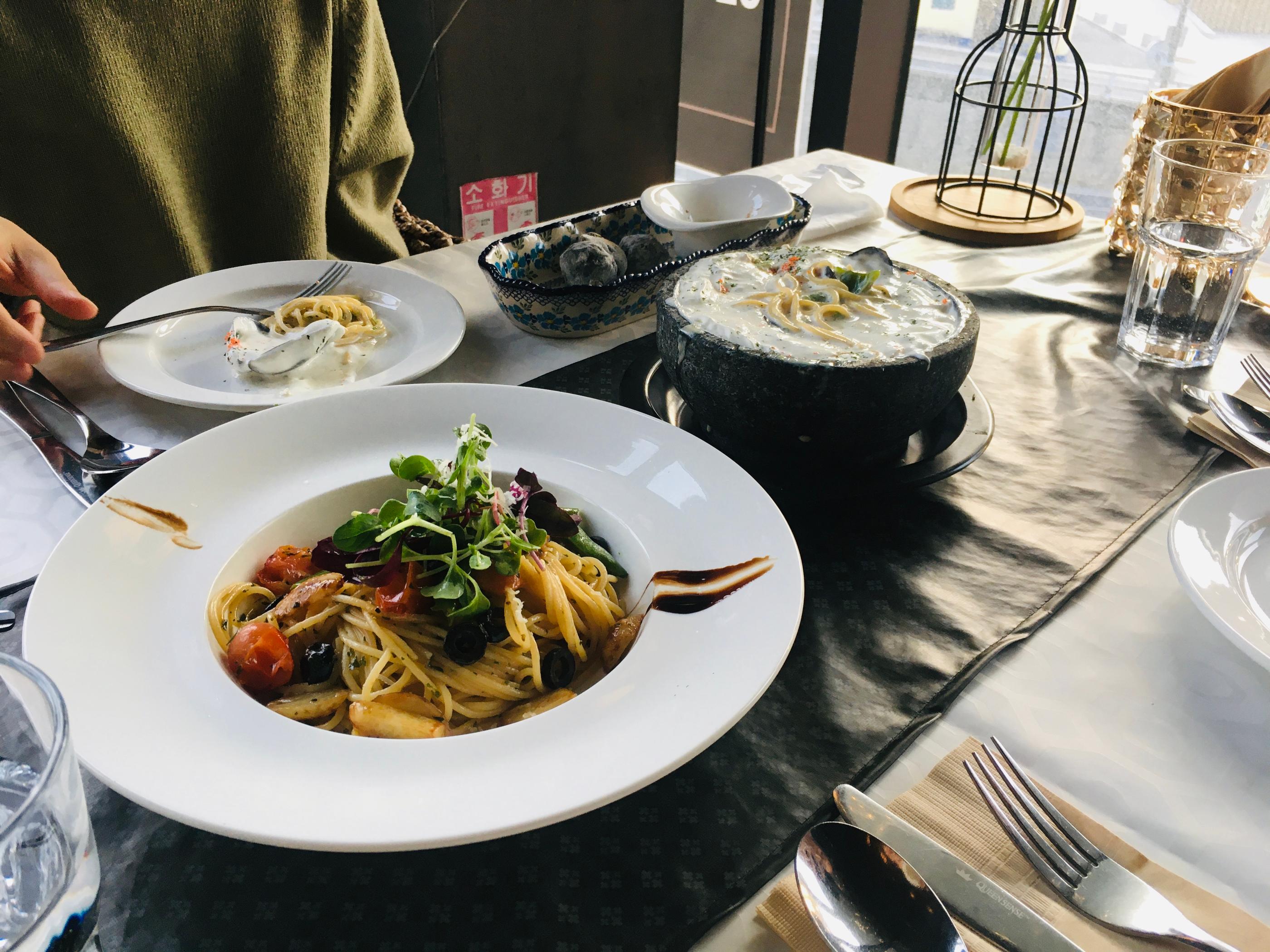 From Italy | Buam-dong, A Homey Italian Eatery Overlooking The Hills Of Buam-dong