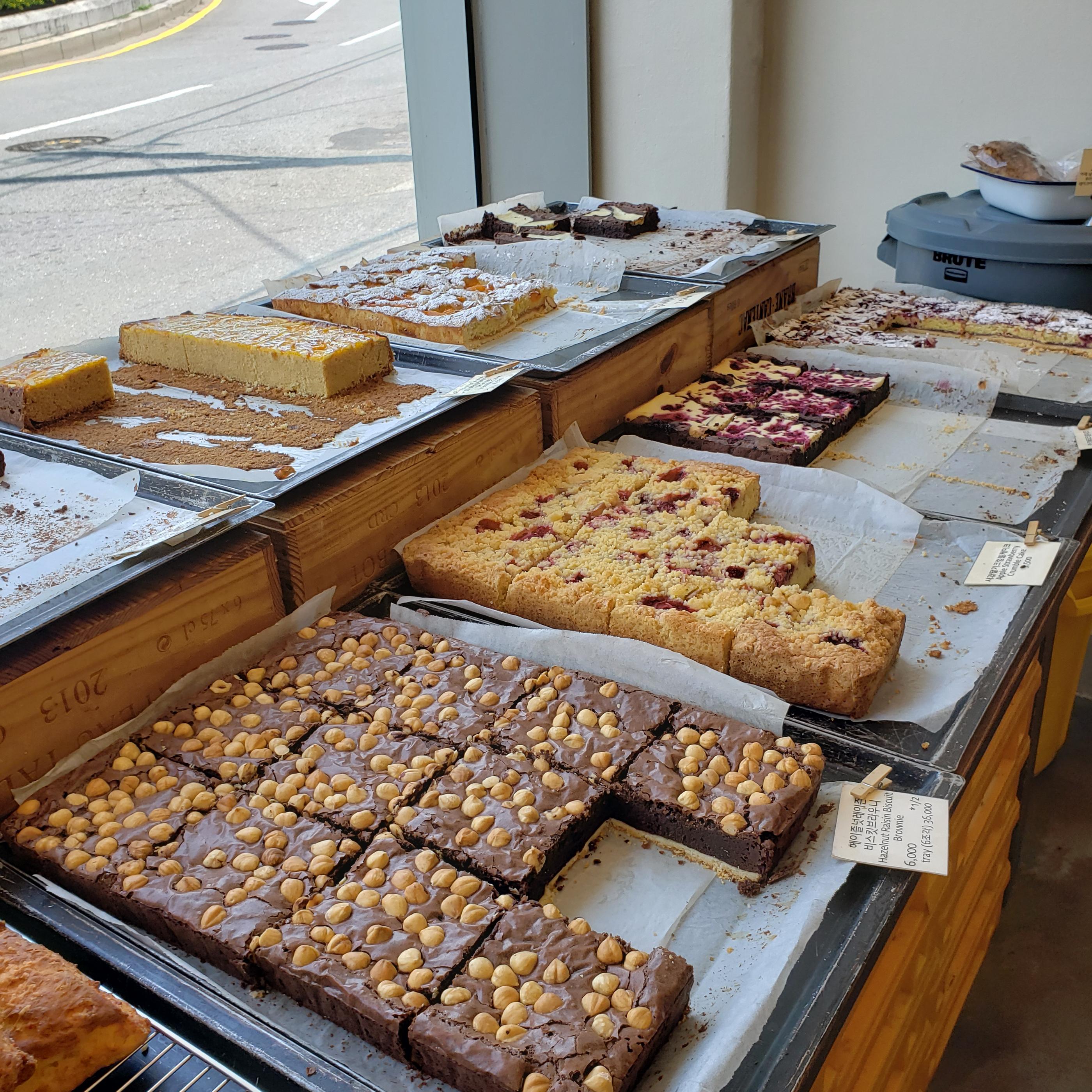SCOFF Bakehouse | Buamdong, Amazing Scones & Brownies People Will Line Up Outside For!