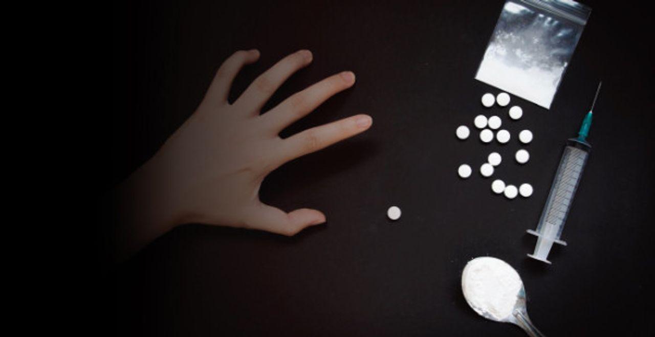 คนไทยผู้ลักลอบเข้าเมืองอย่างผิดกฎหมาย ถูกจับในข้อหาค้ายาเสพติด