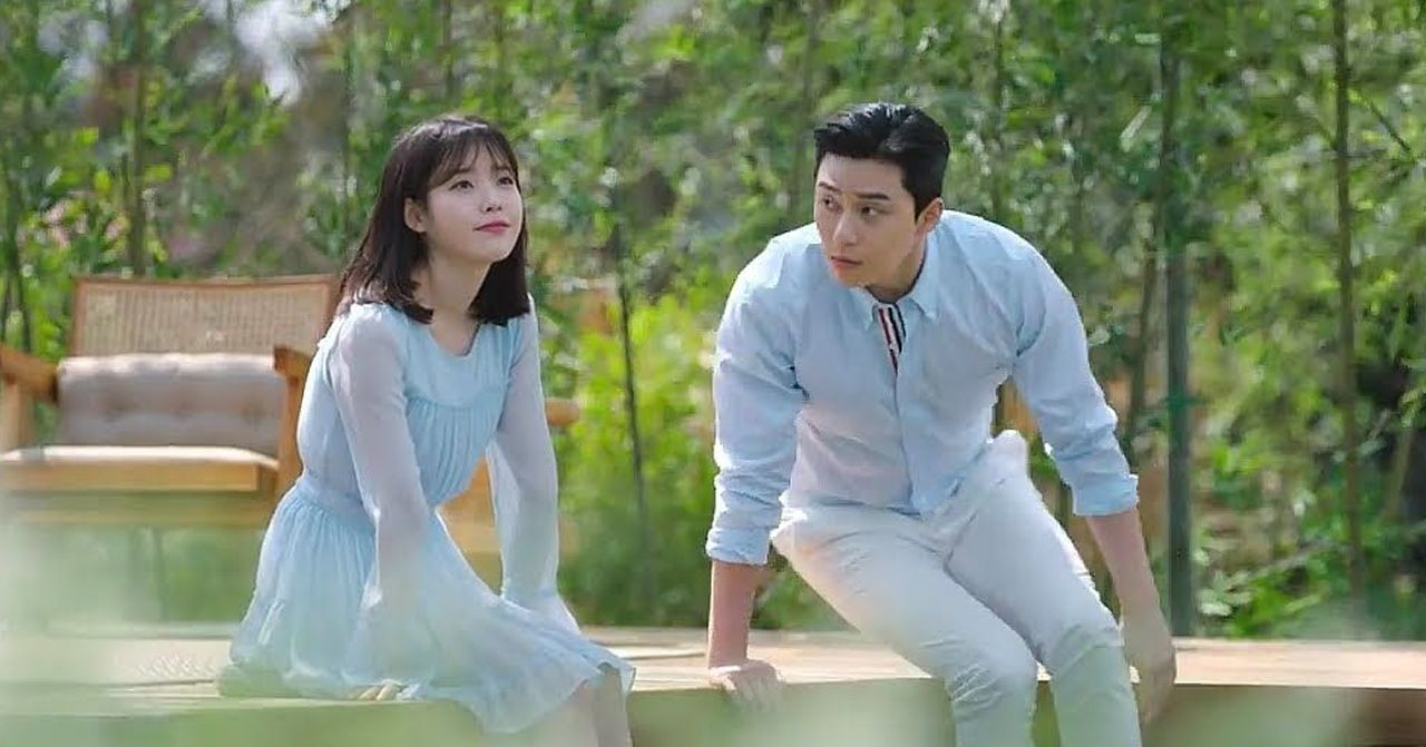 《梨泰院class》場景中的兩人對話