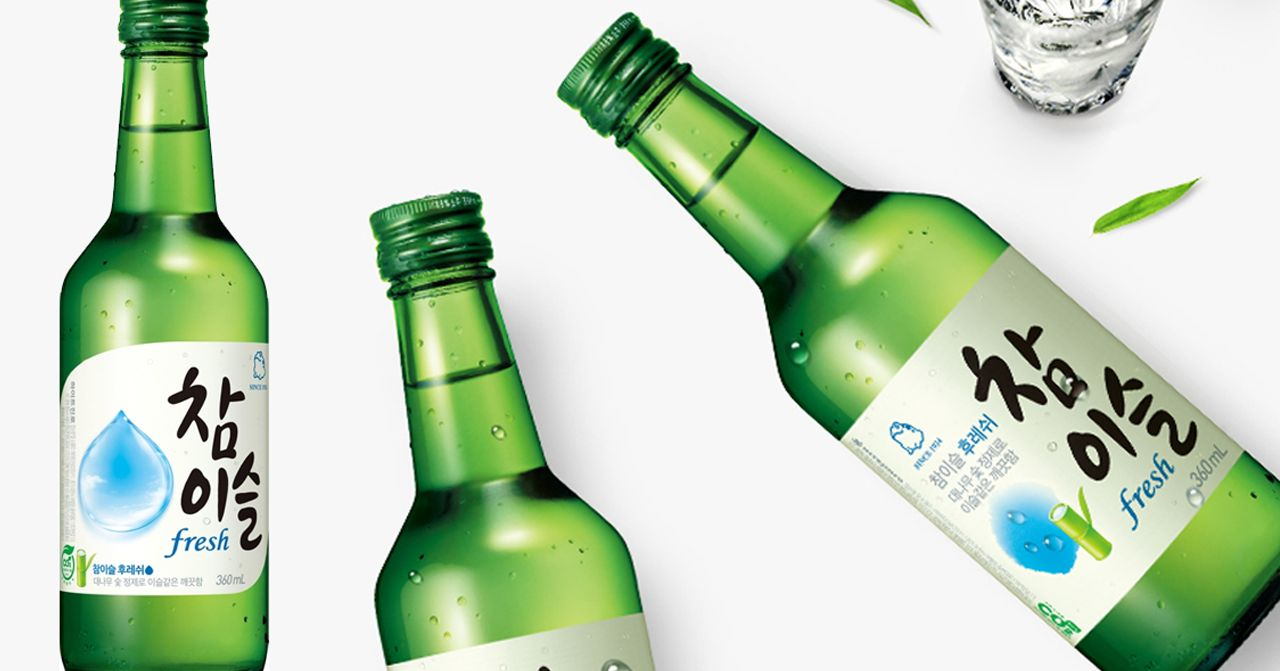 韓國燒酒瓶裝展示圖，包含清爽風味