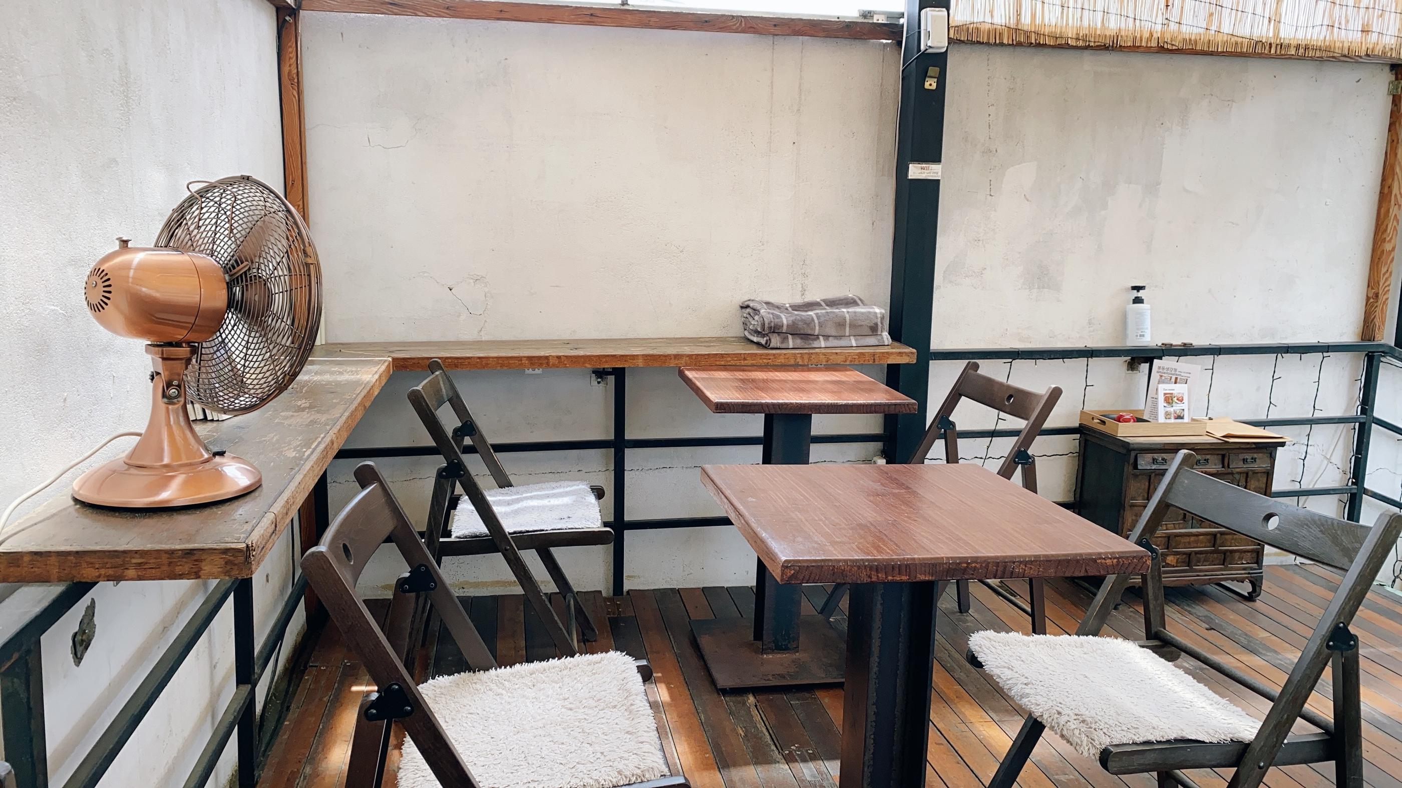 A Hidden Gem With Quiet Views Of Hanok Roofs As Stunning As Ikseondong