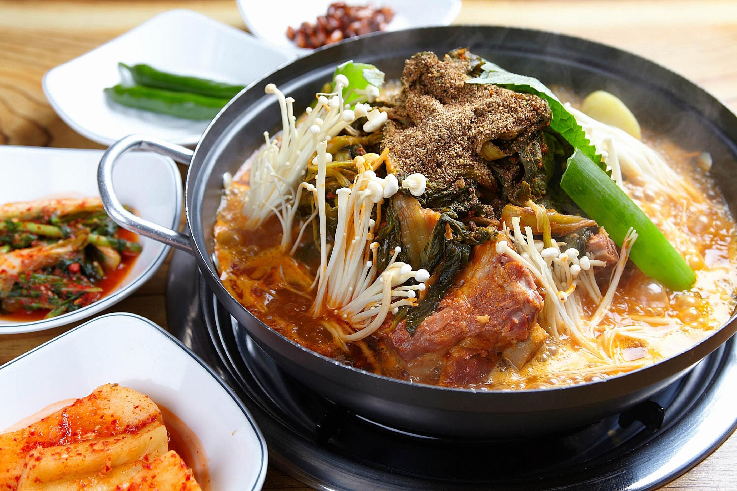 7 loại canh không có ở Việt Nam bạn nên thử khi đến Hàn