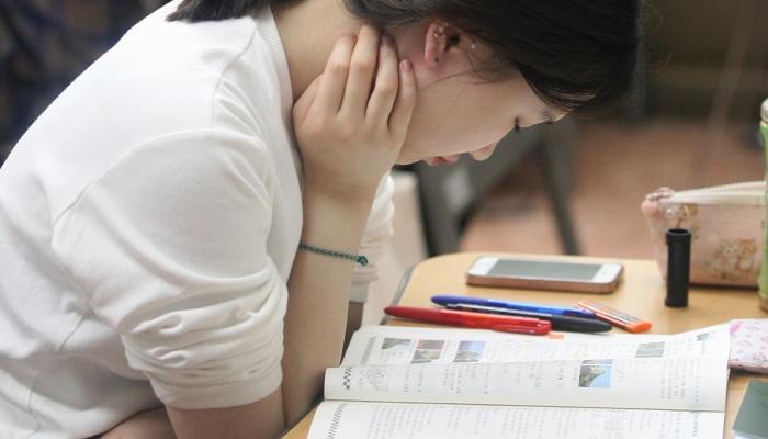 รู้จักกับนิยามของ 스펙 (สเปค) สิ่งที่คนอยากทำงานในเกาหลีต้องรู้! คุณสมบัติที่จะทำให้ผ่านการคัดเลือกสมัครงานทั้งคะแนนภาษา,เกรด,ประสบการณ์,รวมถึงงานอาสาสมัครด้วย