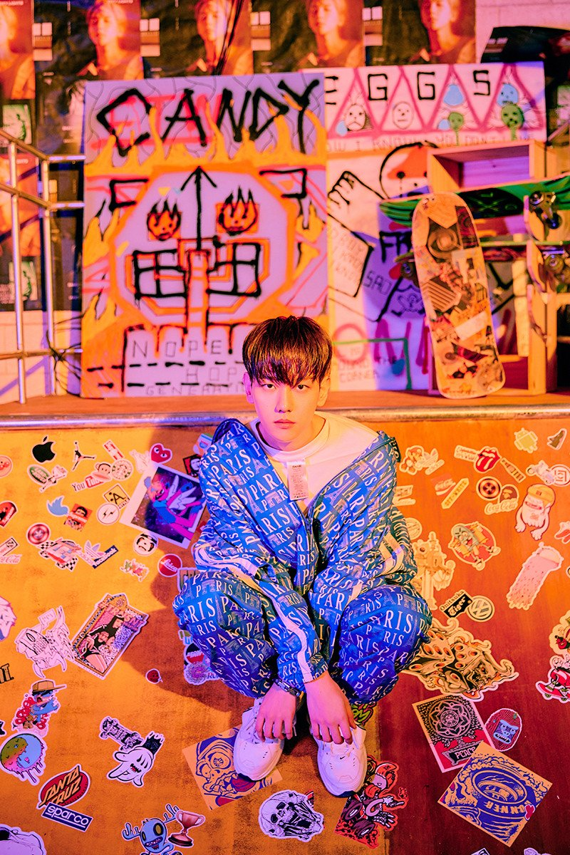 กางเกงขาบาน? เสื้อยืดสีขาว? มาดูกันดีกว่าว่า ซัมเมอร์นี้มีแฟชั่นอะไรบ้างที่ไอดอลชอบใส่กัน