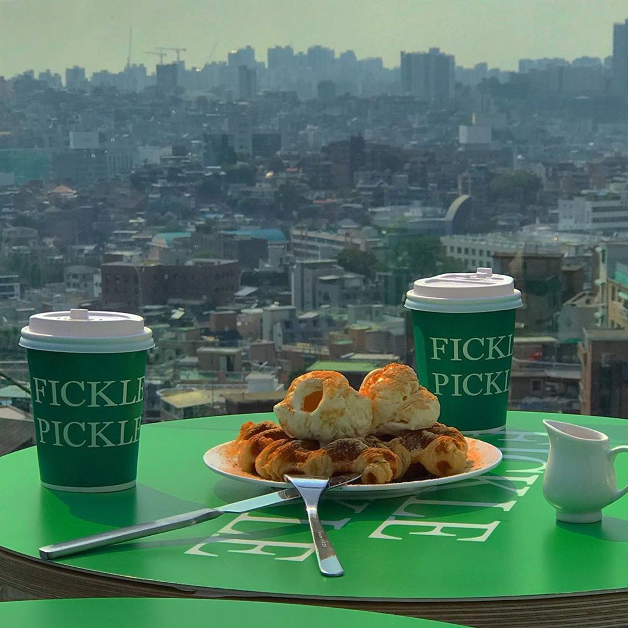 クロップル クロプル クロッフル 韓国情報 韓国旅行 韓国スイーツ 韓国カフェ ソウルカフェ ソウル旅行