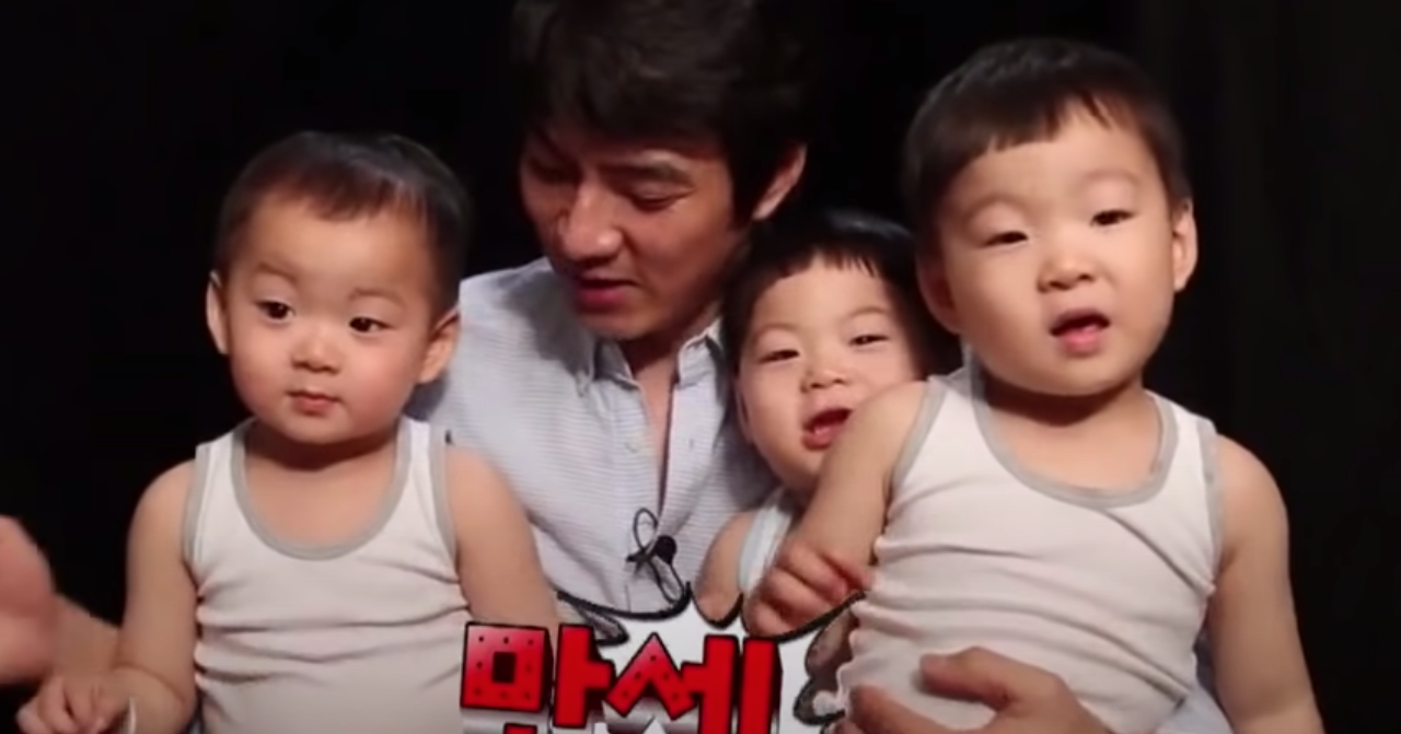 《超人回來了》宋一國與三胞胎在節目中的照片，回顧他們年幼時的模樣。