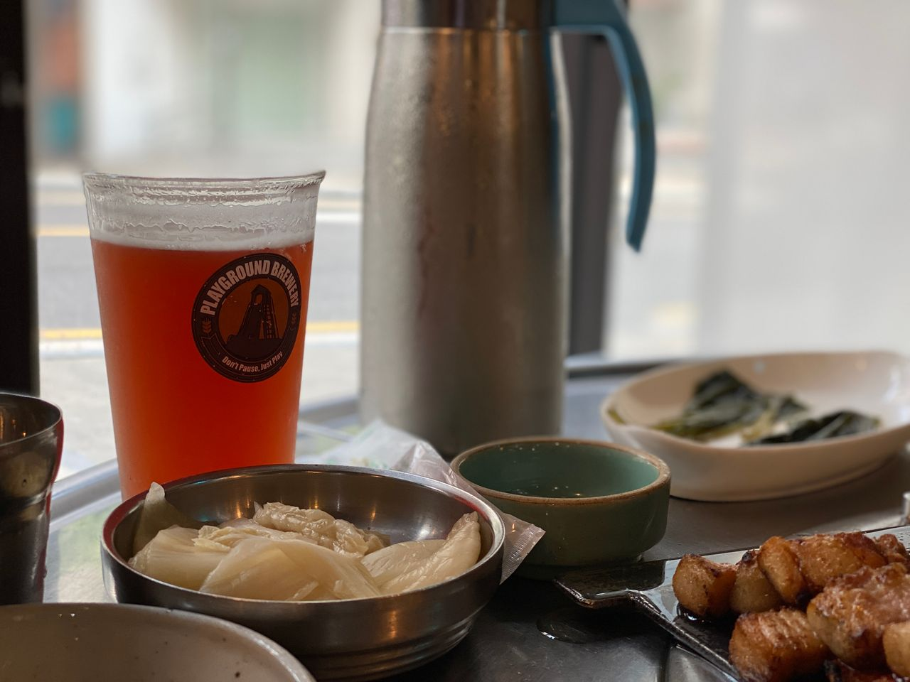 首爾人最推薦三層肉店!首爾站前「厚肉(두툼)」探訪,毫無缺點的美味三層肉饗宴