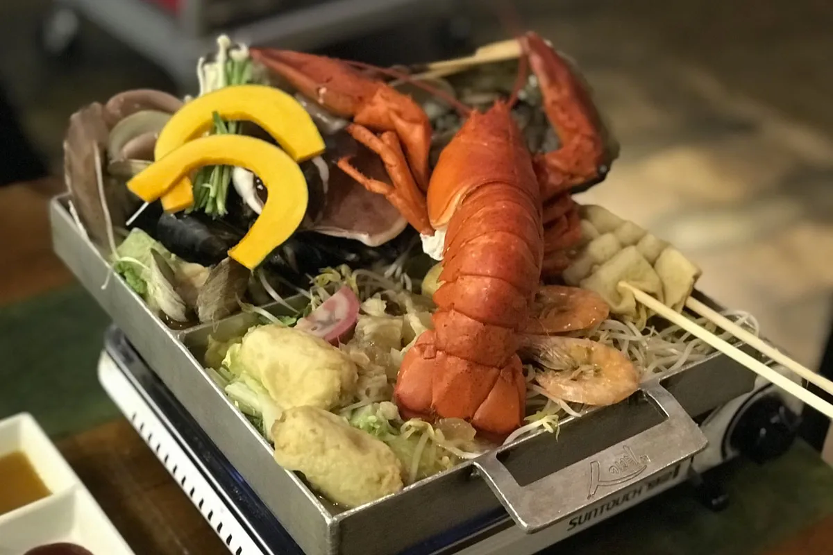 韓国、韓国旅行、韓国観光、ソウル、ソウル旅行、江南、カンナム、新論峴、シンノンヒョン、韓国グルメ、ソウルグルメ、韓国カフェ、ソウルカフェ、韓国ショッピング、韓国地下街、韓国美容、整形外科、交通情報、空港バス、夜行バス、空港深夜バス、地下鉄