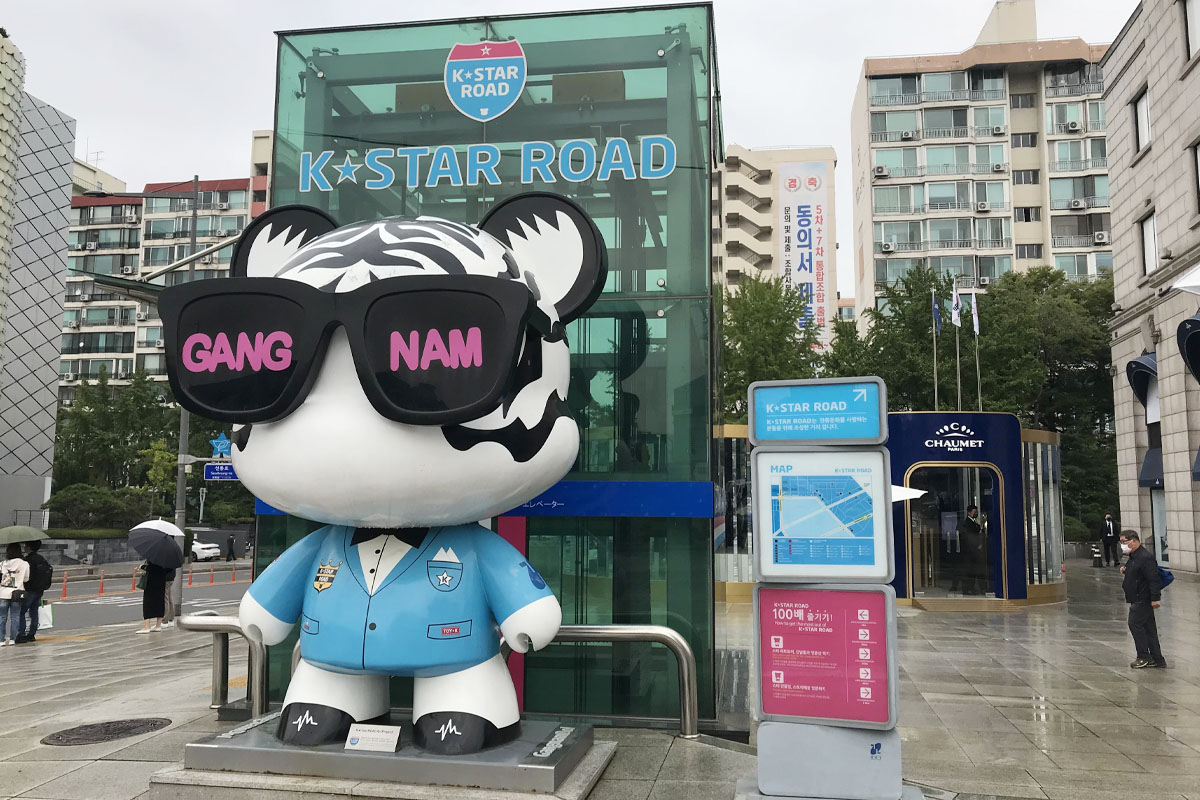 韓国、韓国旅行、韓国観光、ソウル、ソウル旅行、江南、カンナム、新論峴、シンノンヒョン、韓国グルメ、ソウルグルメ、韓国カフェ、ソウルカフェ、韓国ショッピング、韓国地下街、韓国美容、整形外科、交通情報、空港バス、夜行バス、空港深夜バス、地下鉄