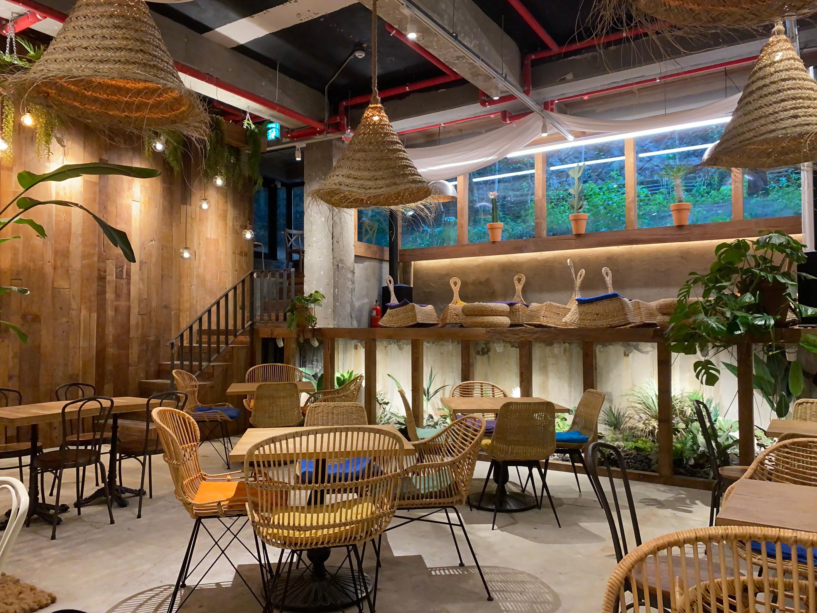 A Hideaway Bali-Themed Cafe In The Middle Of Gangnam | ab cafe, rattan, furniture, rattan basket, bag, tiramisu, lemon pound cake, gangnam cafe, sinnonhyeon