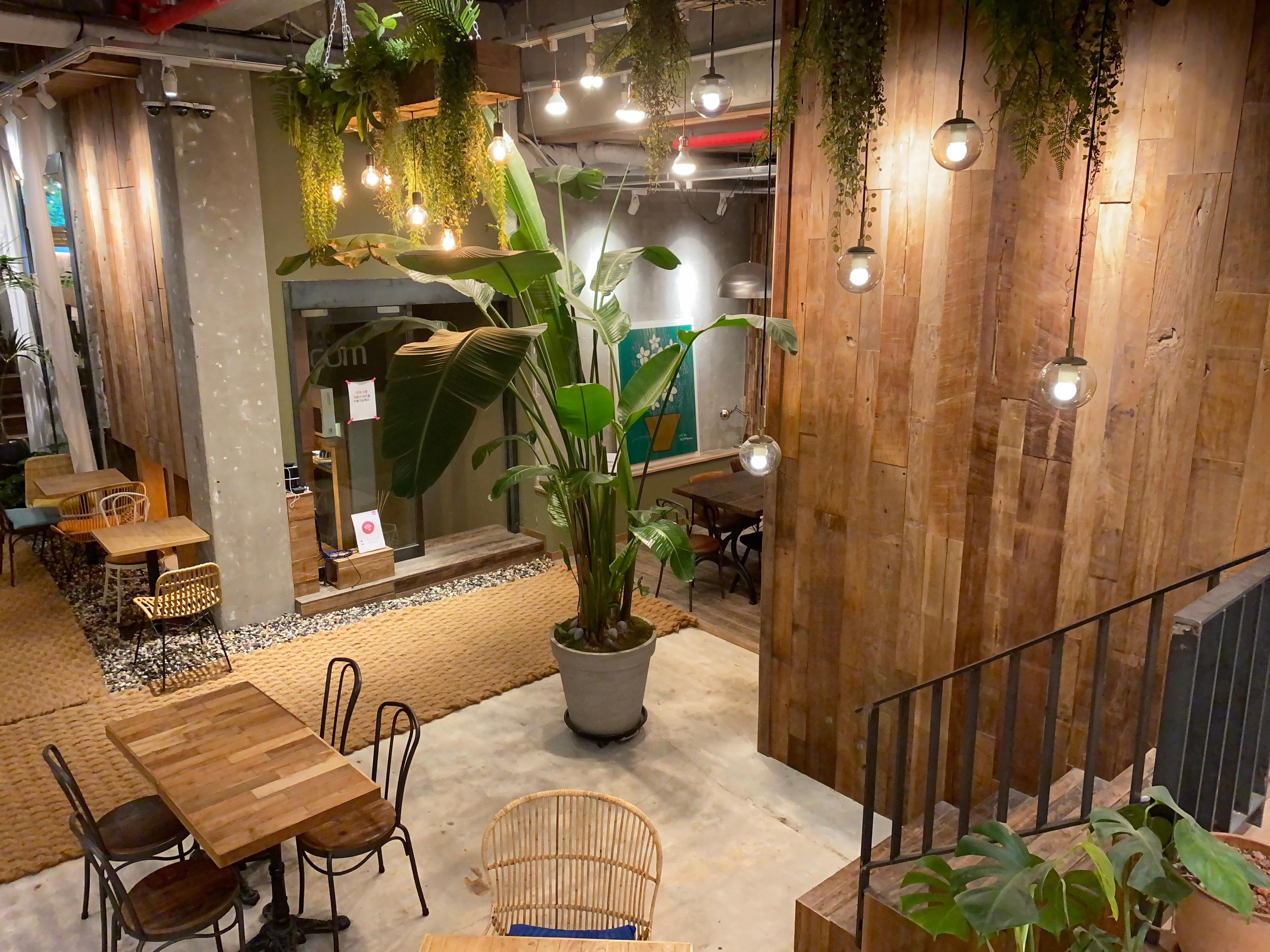 A Hideaway Bali-Themed Cafe In The Middle Of Gangnam | ab cafe, rattan, furniture, rattan basket, bag, tiramisu, lemon pound cake, gangnam cafe, sinnonhyeon