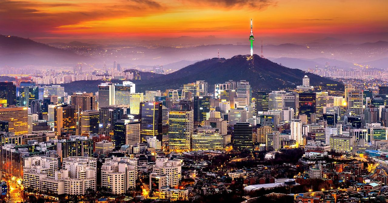 A Complete Breakdown Of Seoul Travel From Tourist Attractions And Parks To Food And Drinks | SEOUL TRAVEL GUIDE | Creatrip Locals