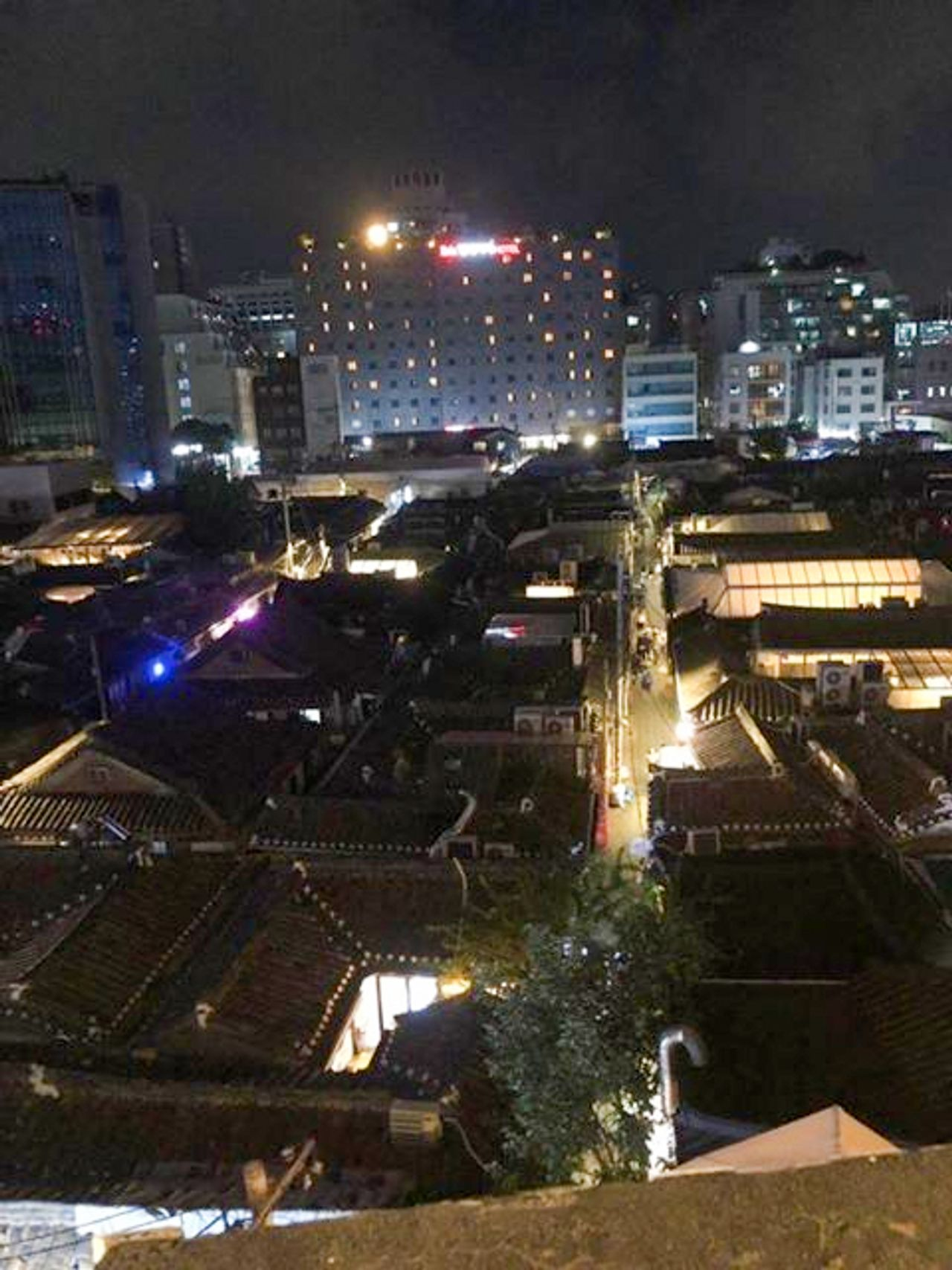 A Complete Breakdown Of Seoul Travel From Tourist Attractions And Parks To Food And Drinks | SEOUL TRAVEL GUIDE | Creatrip Locals