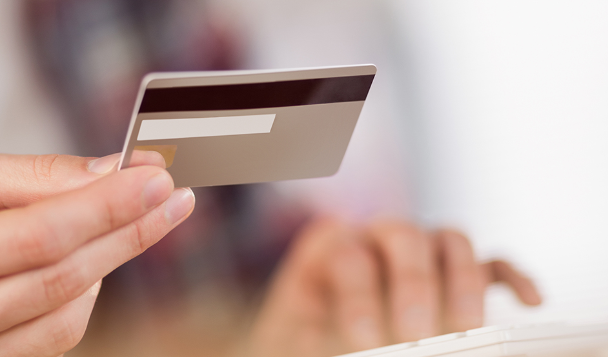 韓国における法人クレジットカード、通称「ボプカ」の使用例