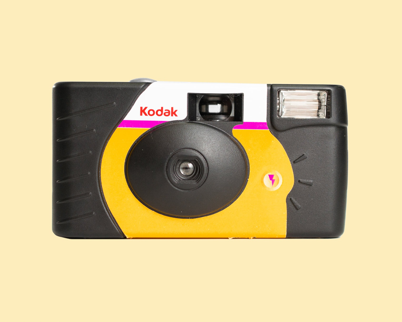 Kodak Power Flash,一次用菲林相機,標示有閃光燈,ISO 800,適合日夜及室內外拍攝。