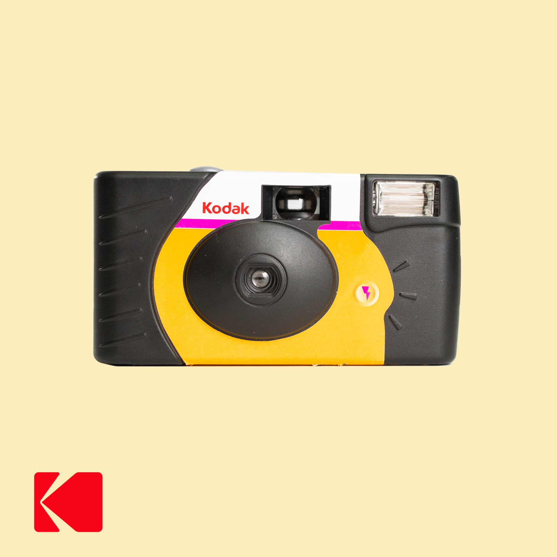 Korean Trend: Get Vintage Pictures With Film Camera. Different Textures From Digital Cameras Made It A New Fad!