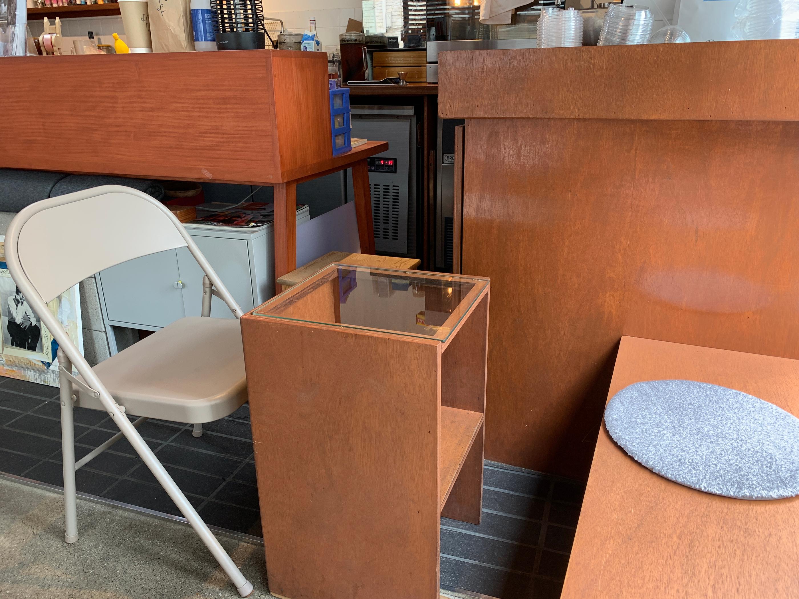 韓国カフェ カフェ 黒ごまデザート 黒ごまラテ ホンデカフェ ホンデ ヨンナム洞 ヨンナム洞カフェ OFFICEOF