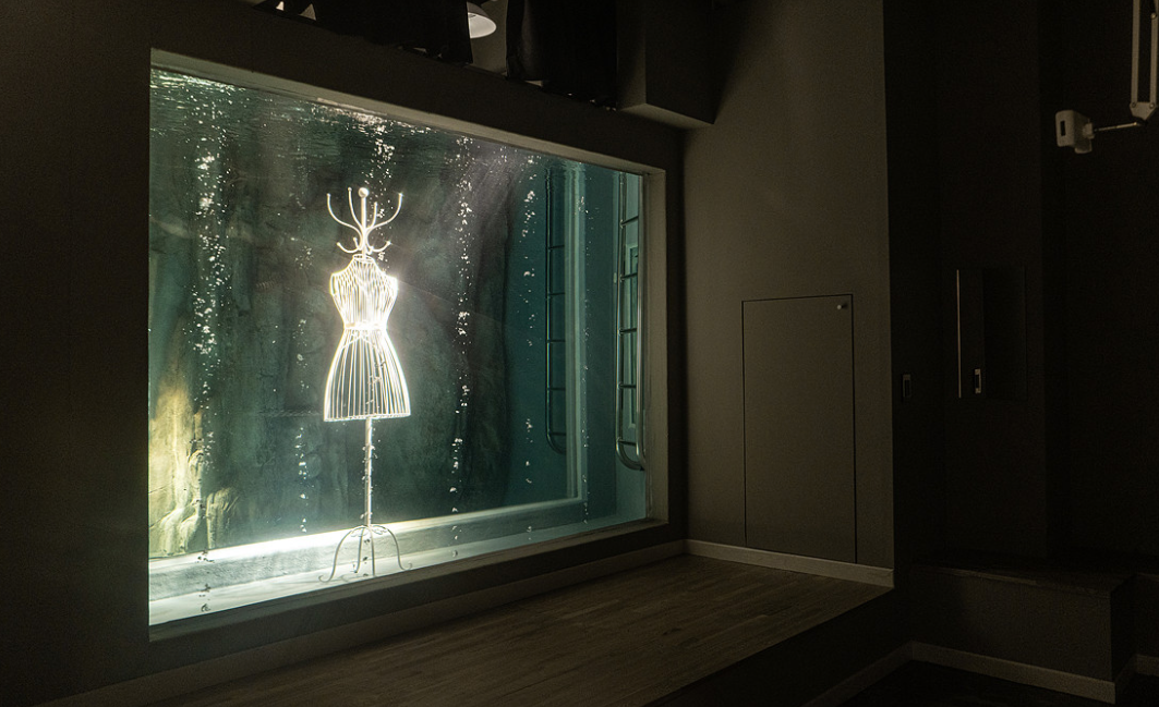 ขั้นกว่าของเลเวลการถ่ายรูป ที่เกาหลีมีสตูดิโอให้ถ่ายพลิ้ว ๆ แบบใต้น้ำกระชากไลค์แบบสุด ๆ ไปเลย!