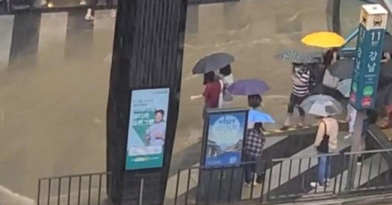 首爾發暴雨警報