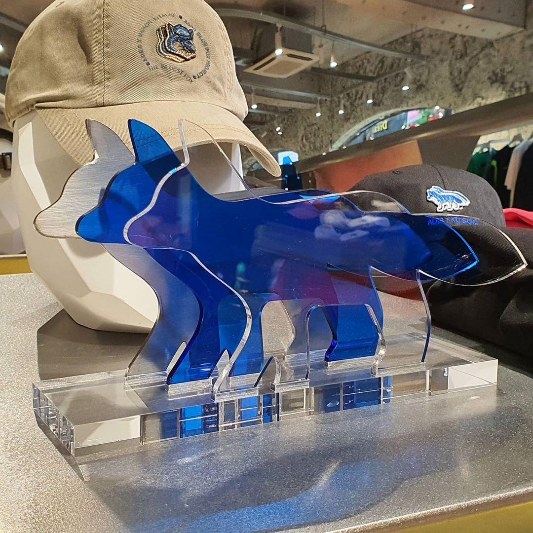 Ader Errorのメゾンキツネとのコラボレーションアイテム、限定コレクターアイテム。