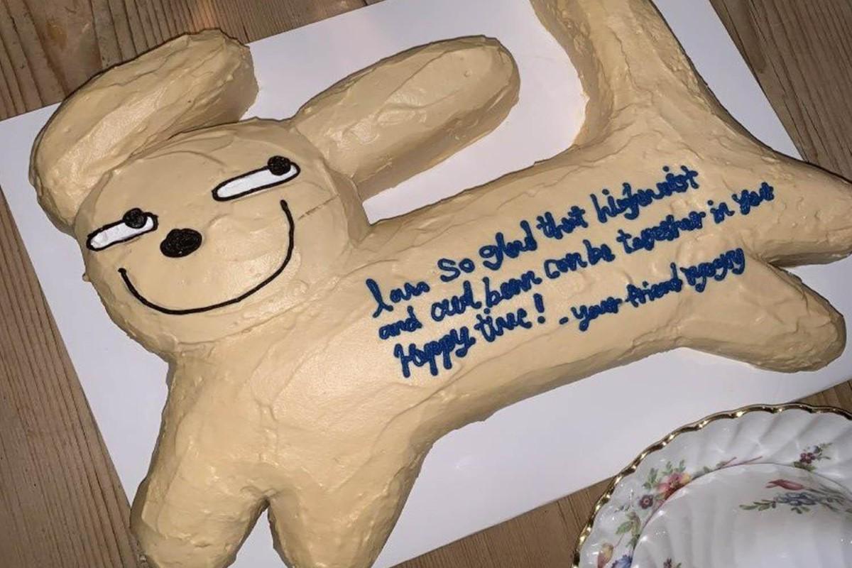 韓國可愛訂製蛋糕鋪頭 韓國訂蛋糕 韓國蛋糕 明星蛋糕 韓國客製化蛋糕 預約 Cafe Highwaist 카페 하이웨스트